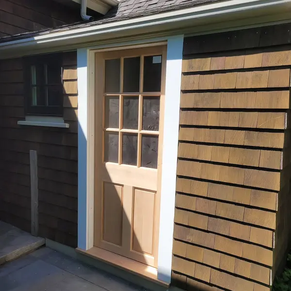 interior trim carpentry